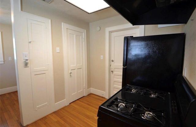 1507 Mcduffie Street, Houston, TX 77019