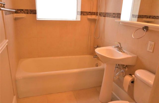 1507 Mcduffie Street, Houston, TX 77019