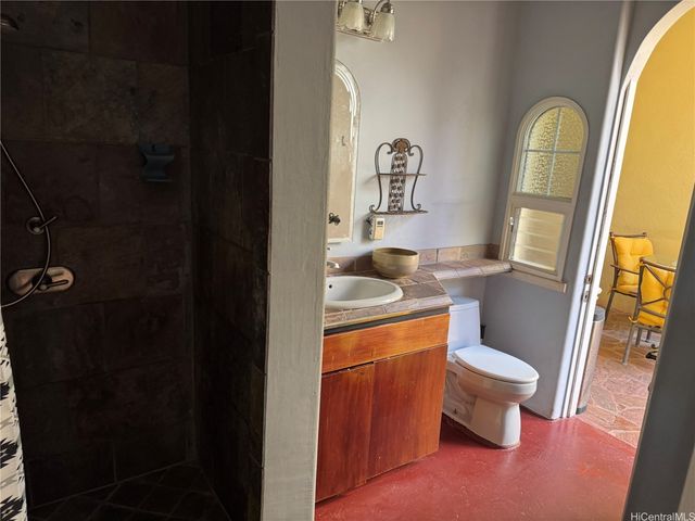 97 Moaniala Place, Honolulu, HI 96821