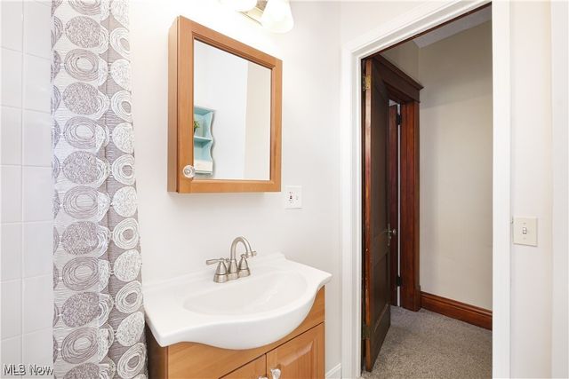 30 Youtz Avenue, Akron, OH 44301