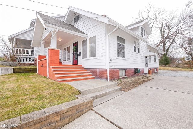 30 Youtz Avenue, Akron, OH 44301