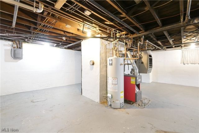 30 Youtz Avenue, Akron, OH 44301