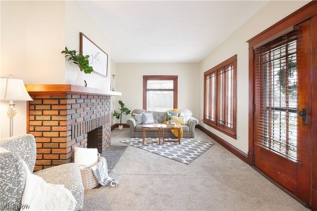 30 Youtz Avenue, Akron, OH 44301