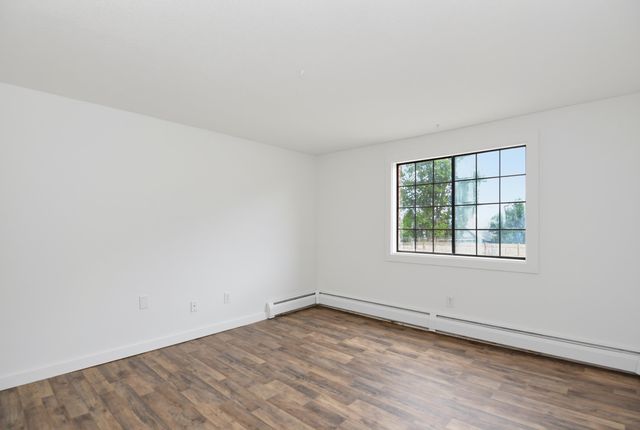 12 English Village Rd Apt 203, Manchester, NH 03102