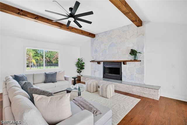 250 19th ST NW, Naples, FL 34120