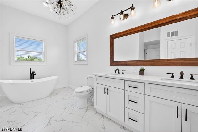 250 19th ST NW, Naples, FL 34120