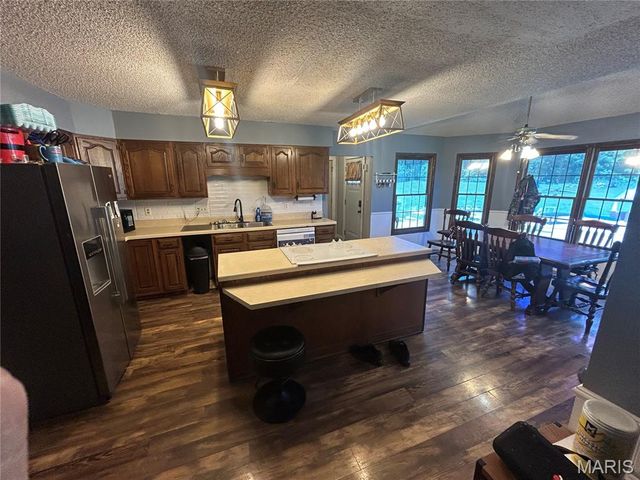 2889 Hwy K, Bonne Terre, MO 63628
