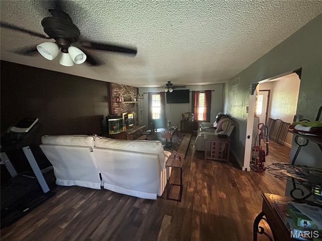 2889 Hwy K, Bonne Terre, MO 63628
