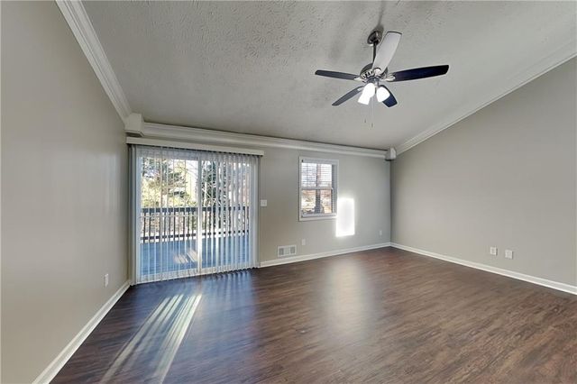 3311 Chastain Crossing, Marietta, GA 30066