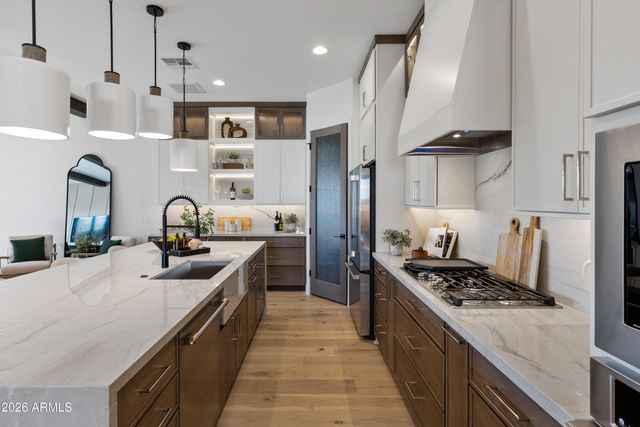 7394 W LISBON Lane, Peoria, AZ 85381