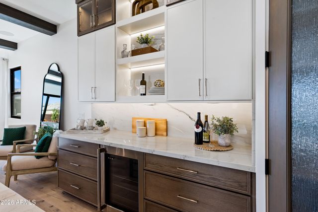 7394 W LISBON Lane, Peoria, AZ 85381