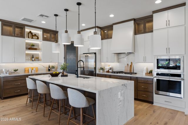 7394 W LISBON Lane, Peoria, AZ 85381