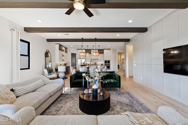7394 W LISBON Lane, Peoria, AZ 85381