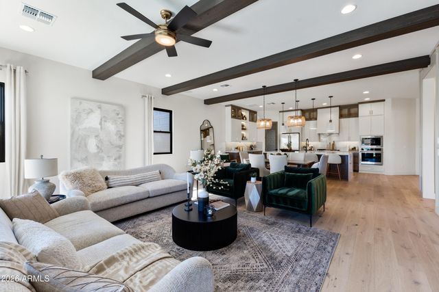 7394 W LISBON Lane, Peoria, AZ 85381