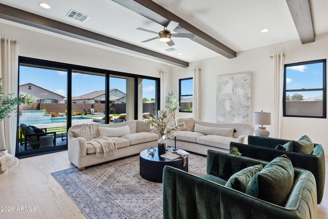 7394 W LISBON Lane, Peoria, AZ 85381