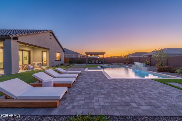 7394 W LISBON Lane, Peoria, AZ 85381