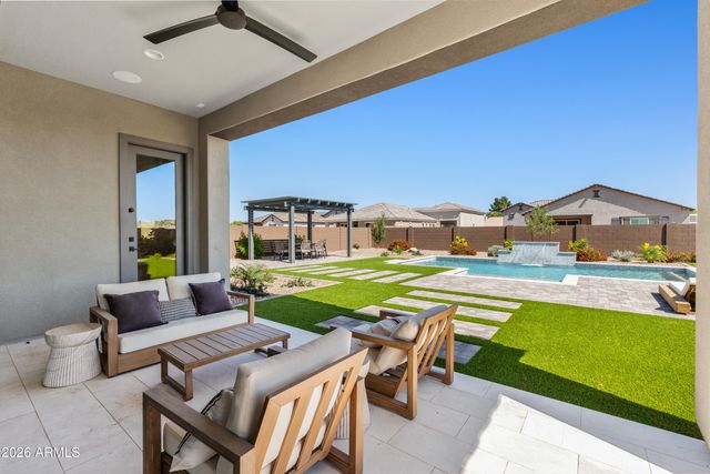 7394 W LISBON Lane, Peoria, AZ 85381