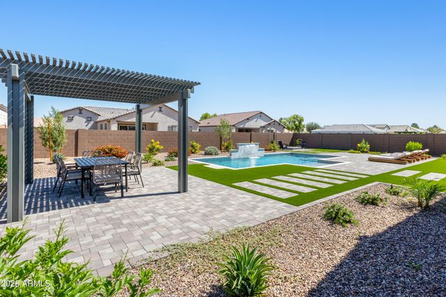 7394 W LISBON Lane, Peoria, AZ 85381