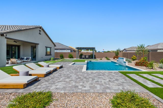 7394 W LISBON Lane, Peoria, AZ 85381