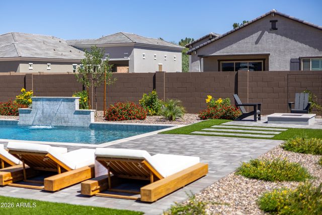 7394 W LISBON Lane, Peoria, AZ 85381