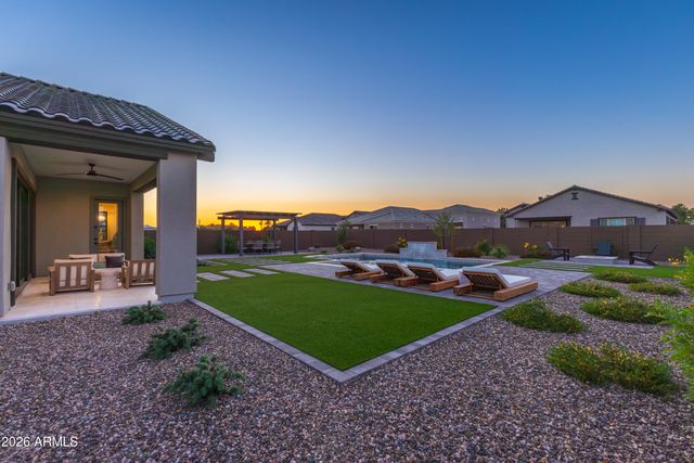 7394 W LISBON Lane, Peoria, AZ 85381