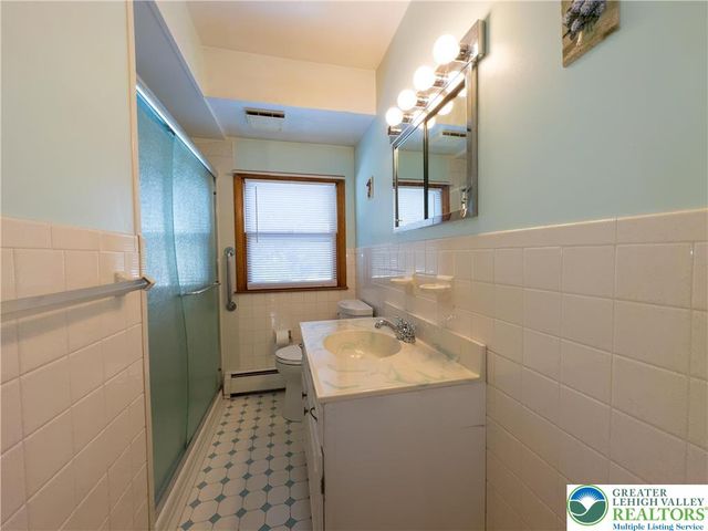 1735 Greenleaf Street, Bethlehem City, PA 18017