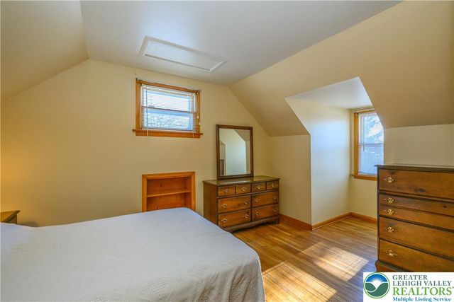 1735 Greenleaf Street, Bethlehem City, PA 18017