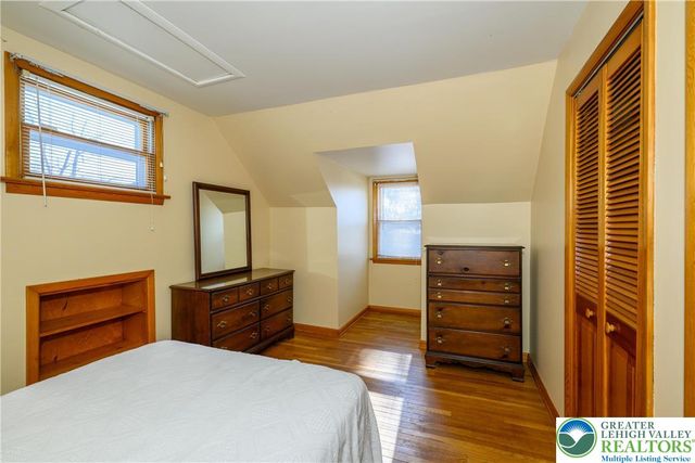 1735 Greenleaf Street, Bethlehem City, PA 18017