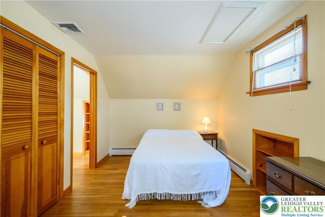 1735 Greenleaf Street, Bethlehem City, PA 18017