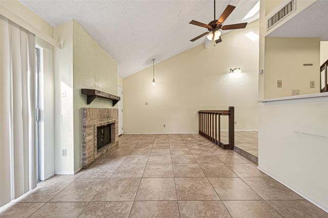 7082 Greenway Chase Street, Houston, TX 77072