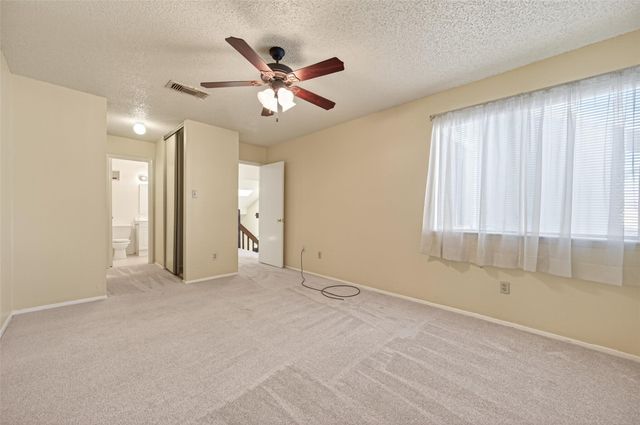 7082 Greenway Chase Street, Houston, TX 77072