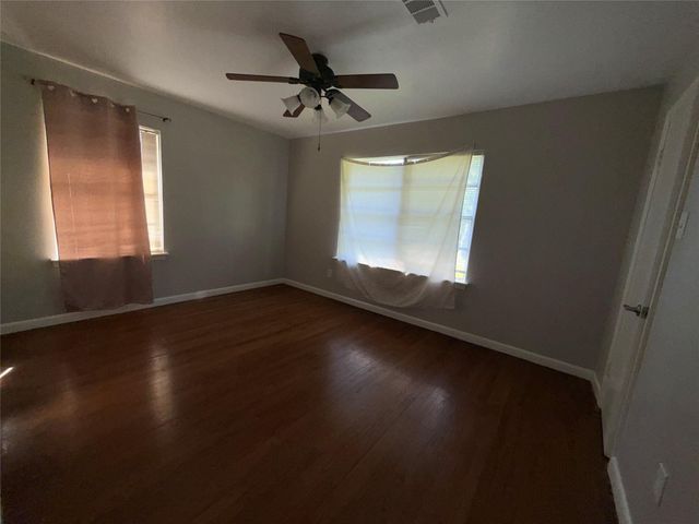 1110 Gary Avenue, Pasadena, TX 77502