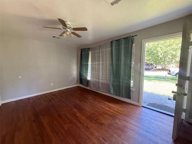 1110 Gary Avenue, Pasadena, TX 77502