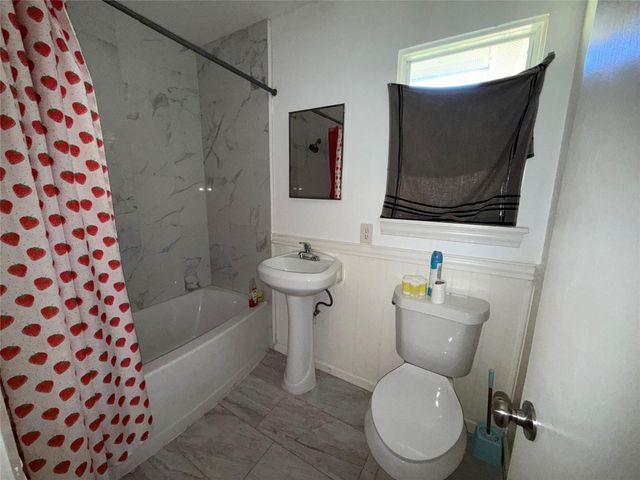 1110 Gary Avenue, Pasadena, TX 77502