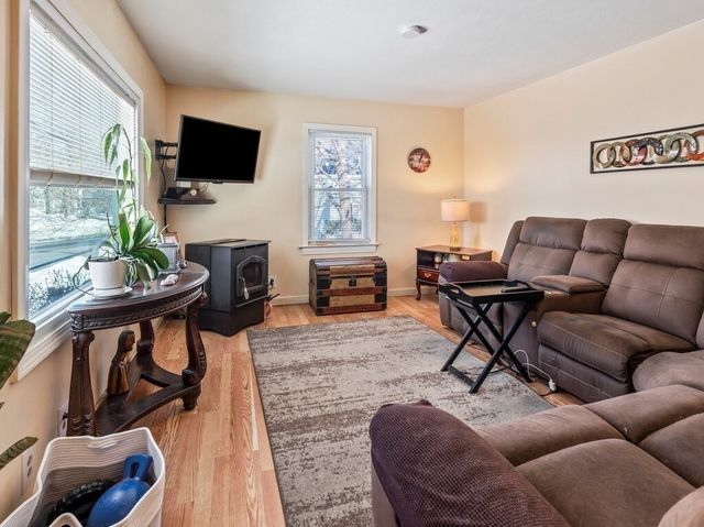 242 Pleasant Street, Leominster, MA 01453