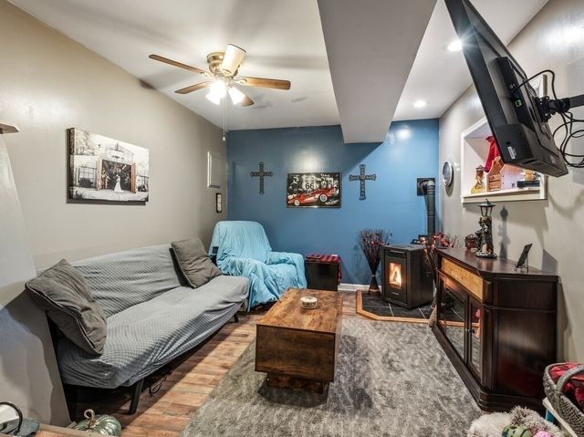 242 Pleasant Street, Leominster, MA 01453