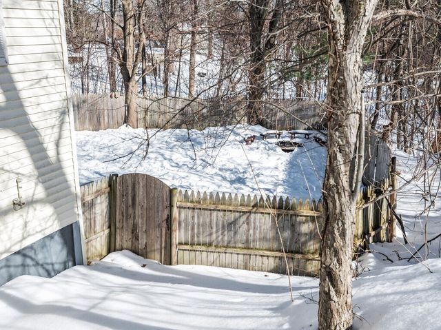 242 Pleasant Street, Leominster, MA 01453