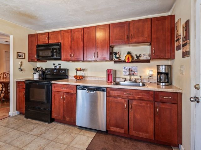 242 Pleasant Street, Leominster, MA 01453