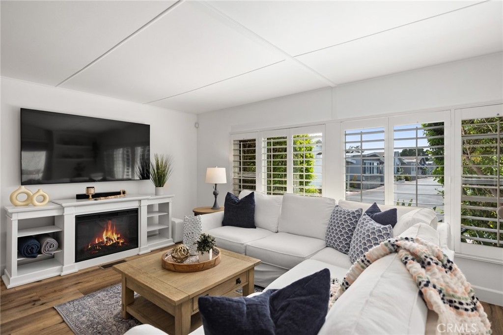 264 Mayflower, Newport Beach, CA 92660 — photo 3