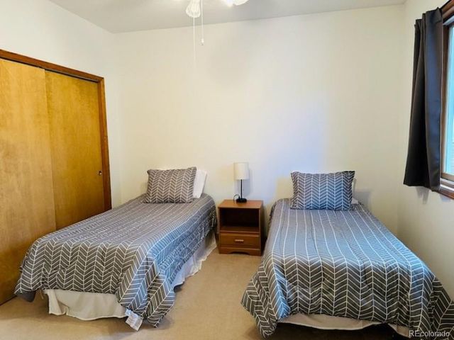 105 Indian Hill Rd, Mosca, CO 81146