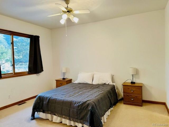 105 Indian Hill Rd, Mosca, CO 81146