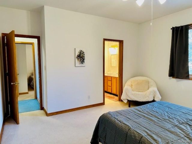105 Indian Hill Rd, Mosca, CO 81146