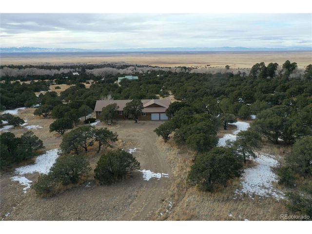 105 Indian Hill Rd, Mosca, CO 81146