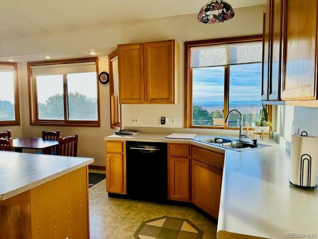 105 Indian Hill Rd, Mosca, CO 81146