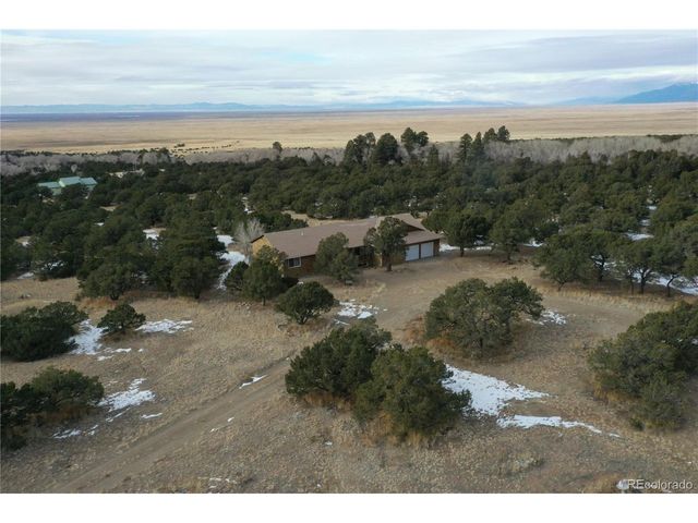 105 Indian Hill Rd, Mosca, CO 81146
