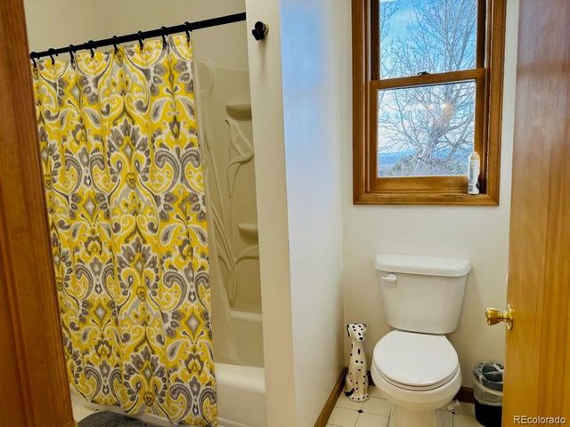 105 Indian Hill Rd, Mosca, CO 81146