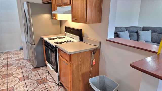 3661 Seabright Avenue, Long Beach, CA 90810