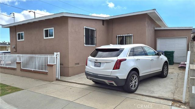 3661 Seabright Avenue, Long Beach, CA 90810