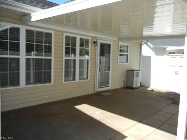 908 Chesapeake Lane, Archdale, NC 27263