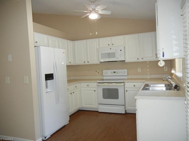 908 Chesapeake Lane, Archdale, NC 27263